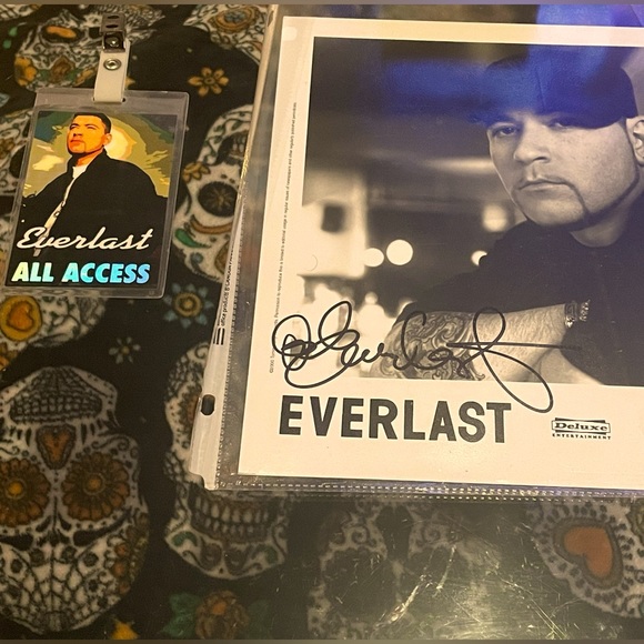 EVERLAST Autographed picture & All Access Pass‼️VERIFIED‼️PRISTINE CONDITION‼️ - Picture 1 of 8